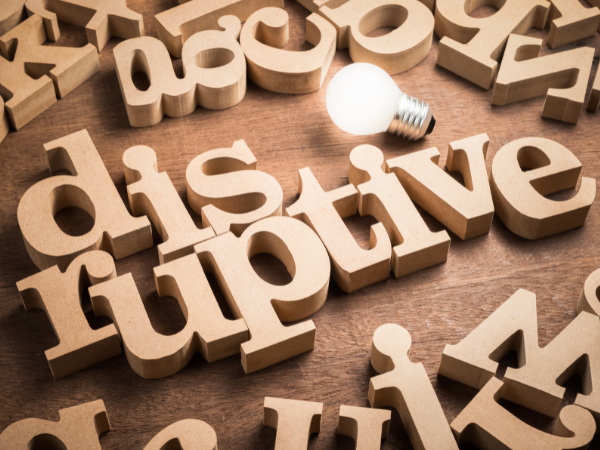 Liderando a Revolução dos Eventos Corporativos Disruptivos no Brasil